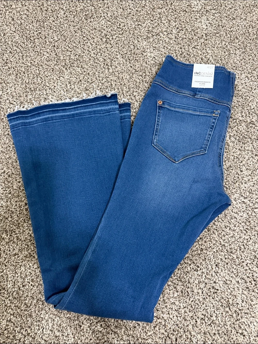 INC DENIUMWomen’s Blue Pineapple washHIGH RISE PULL ON Flare Jeans SIZE 4/27 NWT - Picture 6 of 8